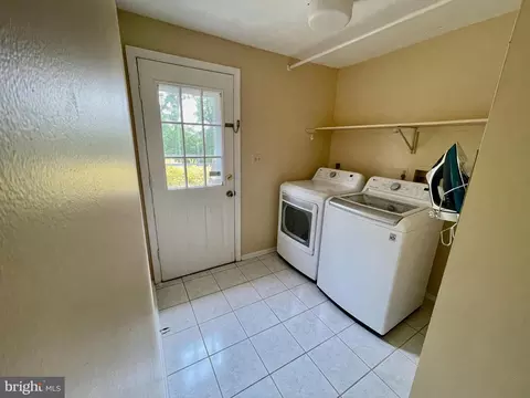 14921 Village Gate Dr, Silver Spring, MD 20906 photo 24