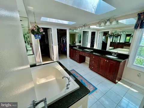14921 Village Gate Dr, Silver Spring, MD 20906 photo 35