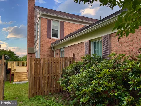 14921 Village Gate Dr, Silver Spring, MD 20906 photo 5