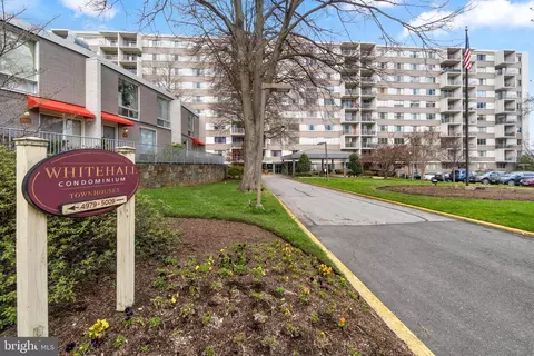 4977 Battery Ln #117, Bethesda, MD 20814