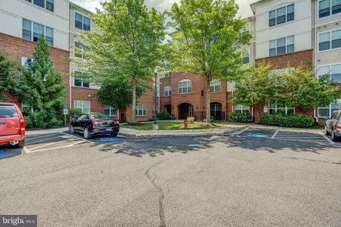 14241 Kings Crossing Blvd #401, Boyds, MD 20841