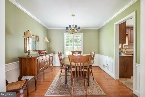 2213 Nees Ln, Silver Spring, MD 20905 photo 9