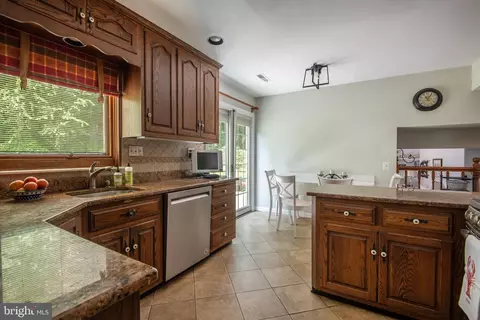2213 Nees Ln, Silver Spring, MD 20905 photo 14