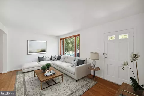 12515 Greenly St, Silver Spring, MD 20906 photo 4