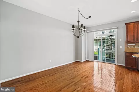 2139 Little Sorrel Way, Silver Spring, MD 20902 photo 7