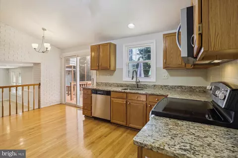 13209 Acoustic Ct, Silver Spring, MD 20904 photo 4
