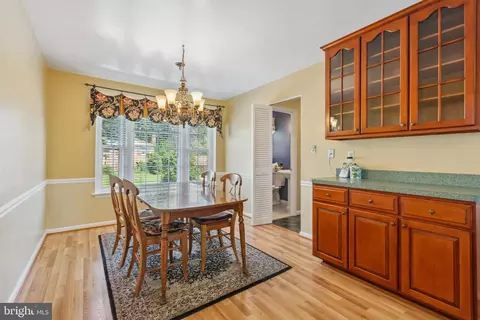 13337 Foxhall Dr, Silver Spring, MD 20906 photo 13