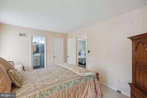 13337 Foxhall Dr, Silver Spring, MD 20906 photo 24