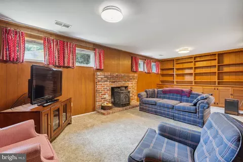13337 Foxhall Dr, Silver Spring, MD 20906 photo 28