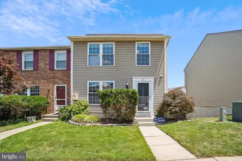 27 Crosswood Ct, Burtonsville, MD 20866