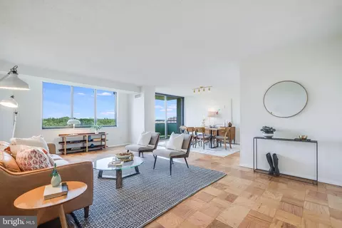 5225 Pooks Hill Rd #1324N, Bethesda, MD 20814