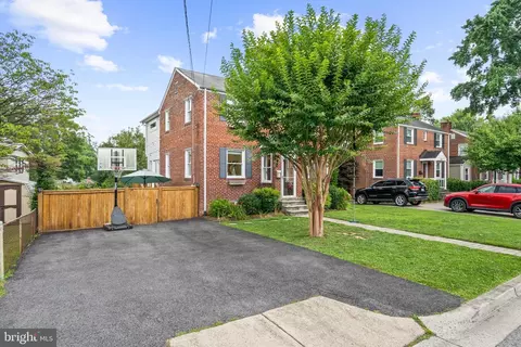 10033 Dallas Ave, Silver Spring, MD 20901 photo 3