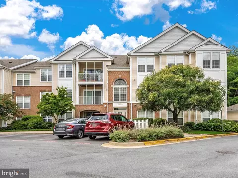 12020 Amber Ridge Cir #B-203, Germantown, MD 20876
