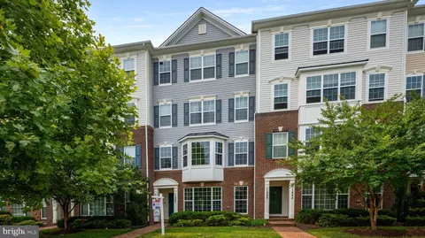 11880 Little Seneca Pkwy #1311, Clarksburg, MD 20871