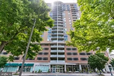 5750 Bou Ave #1302, Rockville, MD 20852
