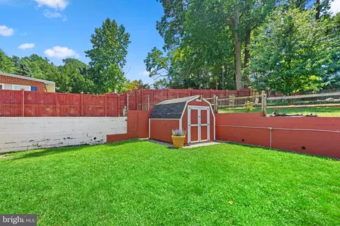 11606 Mapleview Dr, Silver Spring, MD 20902 photo 28
