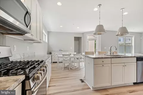 13510 Redspire Dr, Silver Spring, MD 20906 photo 8