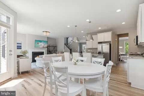 13510 Redspire Dr, Silver Spring, MD 20906 photo 10
