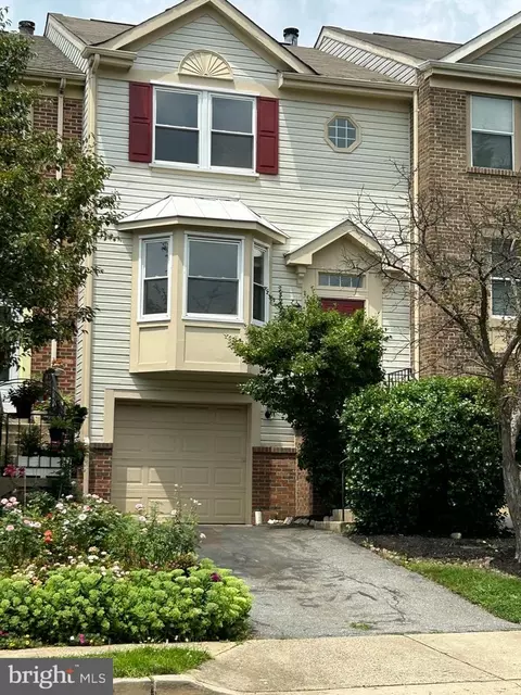 408 Twisted Stalk Dr, Gaithersburg, MD 20878