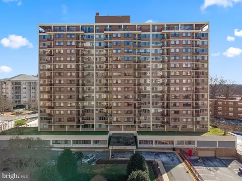 1220 Blair Mill Rd #709, Silver Spring, MD 20910
