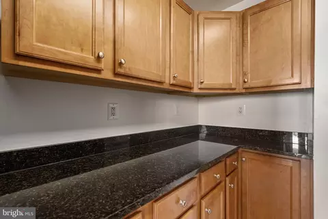 1220 Blair Mill Rd #709, Silver Spring, MD 20910 photo 17