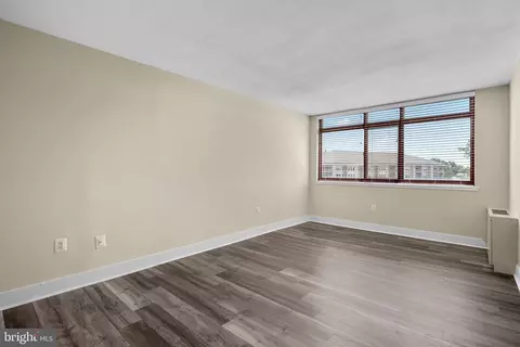 1220 Blair Mill Rd #709, Silver Spring, MD 20910 photo 21