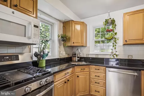 9918 Big Rock Rd, Silver Spring, MD 20901 photo 5