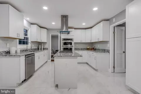 11208 Old Post Rd, Potomac, MD 20854 photo 12