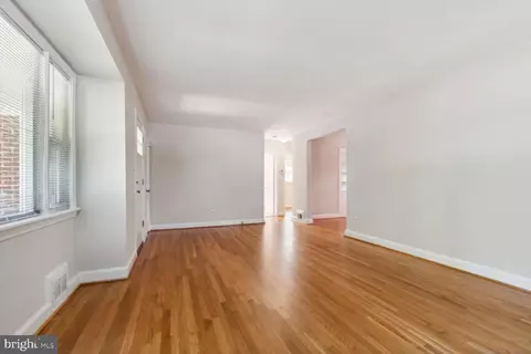 2205 Dennis Ave, Silver Spring, MD 20902 photo 5