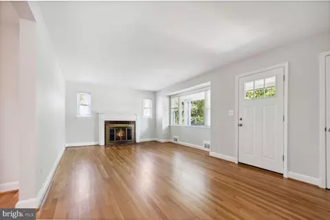 2205 Dennis Ave, Silver Spring, MD 20902 photo 4
