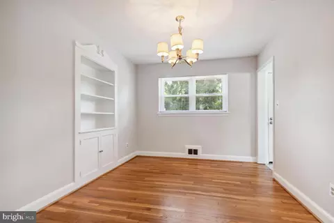 2205 Dennis Ave, Silver Spring, MD 20902 photo 6