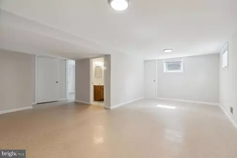 2205 Dennis Ave, Silver Spring, MD 20902 photo 16