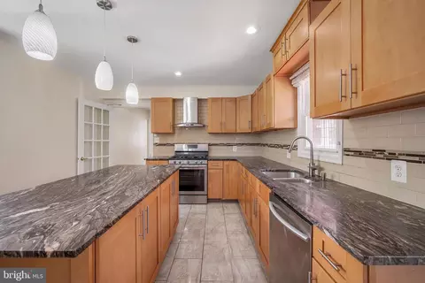 2114 Arcola Ave, Silver Spring, MD 20902 photo 9