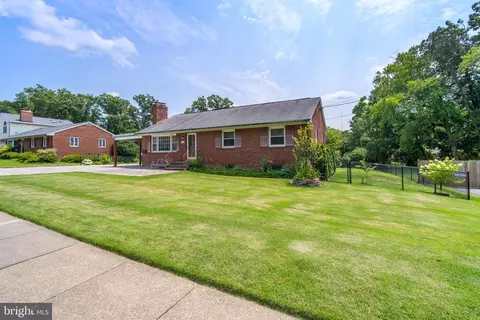 2114 Arcola Ave, Silver Spring, MD 20902