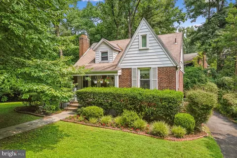 7436 Baltimore Ave, Takoma Park, MD 20912