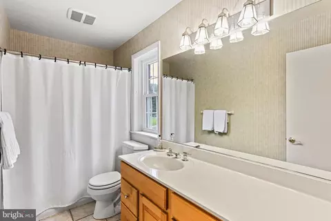 10602 Woodsdale Dr, Silver Spring, MD 20901 photo 19