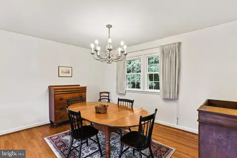 10602 Woodsdale Dr, Silver Spring, MD 20901 photo 6