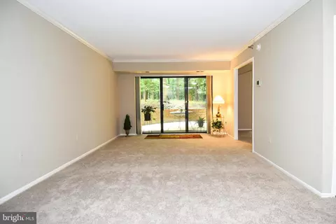 15115 Interlachen Dr #3-120, Silver Spring, MD 20906