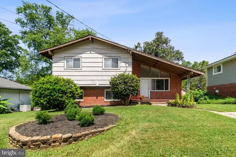 4305 Ferrara Dr, Silver Spring, MD 20906
