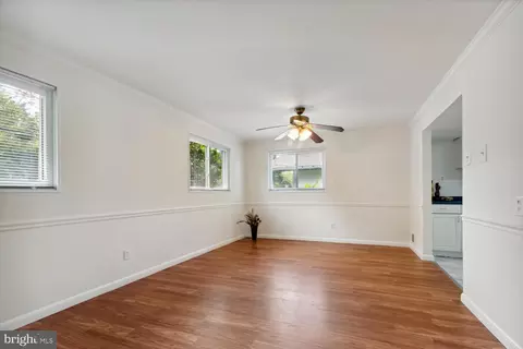 4305 Ferrara Dr, Silver Spring, MD 20906 photo 5