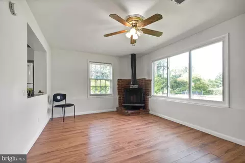 4305 Ferrara Dr, Silver Spring, MD 20906 photo 16