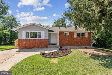 11100 Slye Ct, Silver Spring, MD 20902