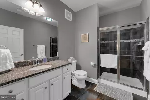 3911 Doc Berlin Dr #15, Silver Spring, MD 20906 photo 12