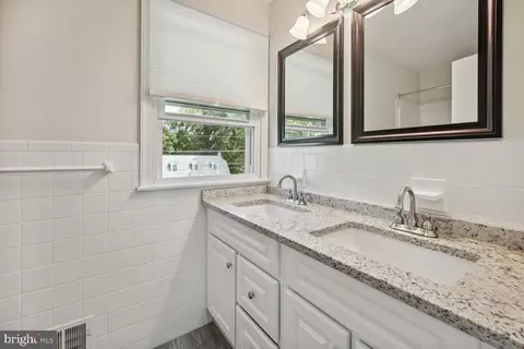 10411 Gatewood Ter, Silver Spring, MD 20903 photo 26