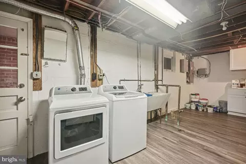 10411 Gatewood Ter, Silver Spring, MD 20903 photo 35