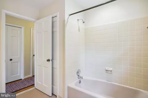 13625 Creekside Dr, Silver Spring, MD 20904 photo 59