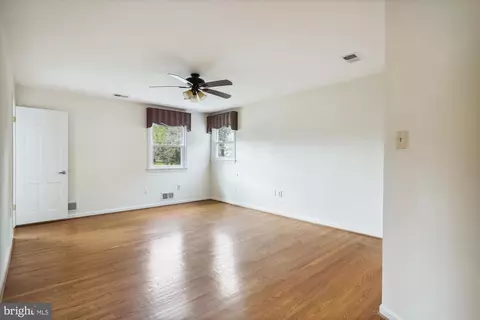 13625 Creekside Dr, Silver Spring, MD 20904 photo 39