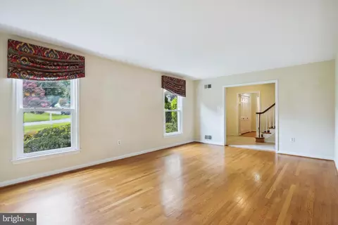 13625 Creekside Dr, Silver Spring, MD 20904 photo 15