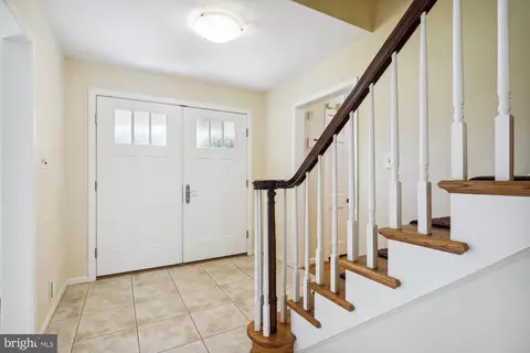 13625 Creekside Dr, Silver Spring, MD 20904 photo 14