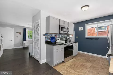 2817 Kingswell Dr, Silver Spring, MD 20902 photo 18
